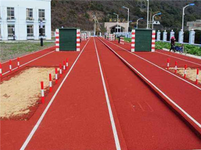 新疆塔城混合型塑胶跑道|新疆乌鲁木齐塑胶跑道厂家 