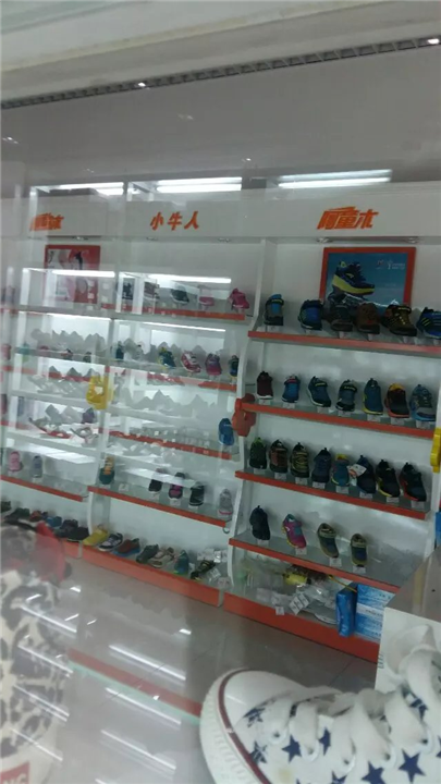 银川展台展柜厂家- 银川车模展柜厂家 