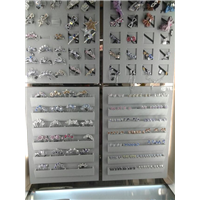 银川展台展柜厂家- 银川皮具展示柜厂家 