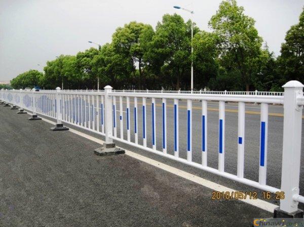 深圳市政道路护栏厂家 