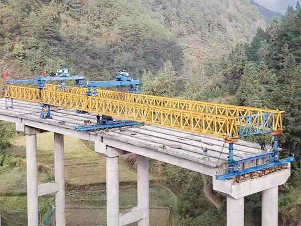 山东潍坊架桥机出租厂家架桥机的维护保养