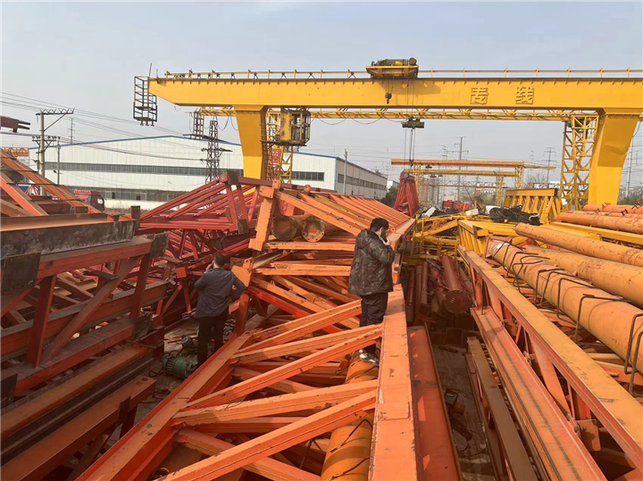 甘肃陇南龙门吊出租厂家200t龙门吊降低自重提高经济效益