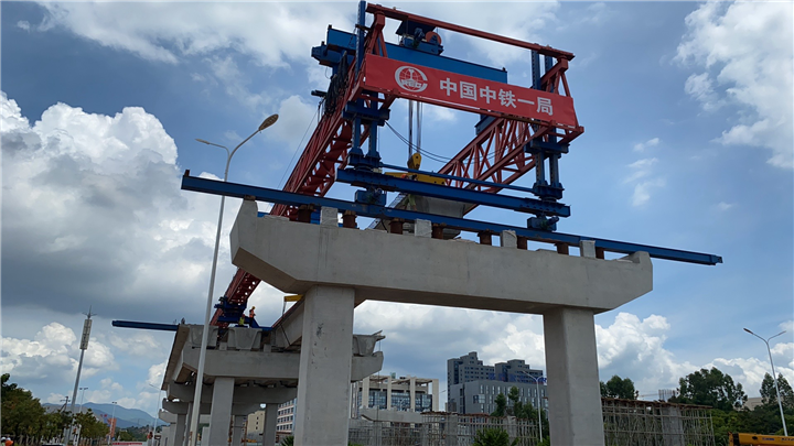 河北承德架桥机出租厂家70T/30M自平衡架桥机出租租金