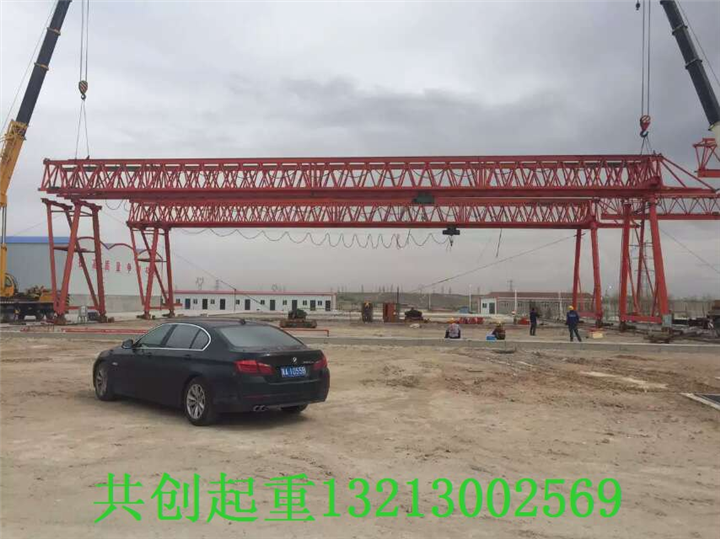湖南长沙龙门吊 连日阴雨设备不坏 