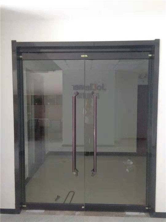 玻璃感应门