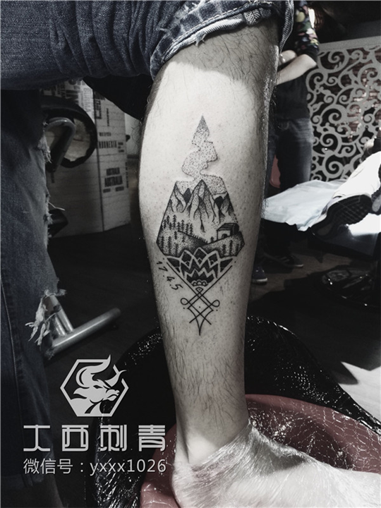郫县学纹身工作室 