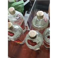 天津附近30年茅台酒瓶礼盒回收商行在哪