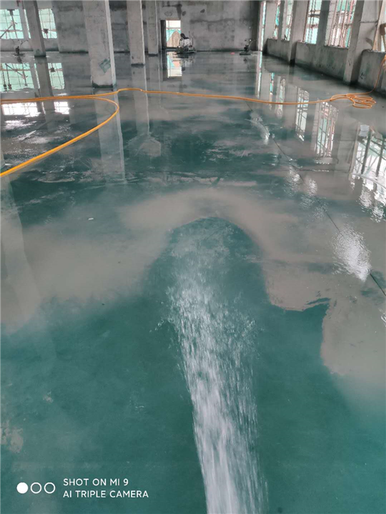 珠海模具厂金刚砂地坪 