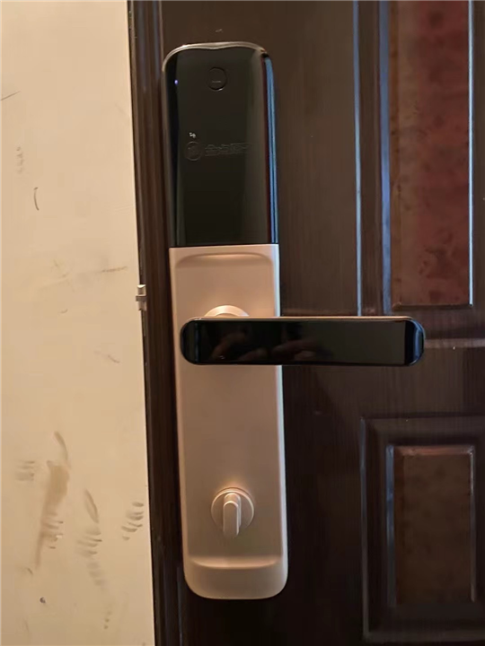 廊坊修卷闸门锁服务热线是多少