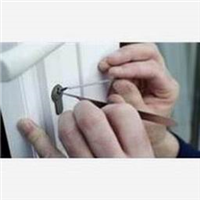 紫阳县开锁换锁电话 