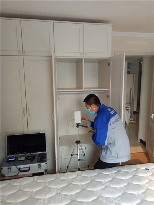 爱卫士为山东威海恒宝天玺孙女士家中治理甲醛 