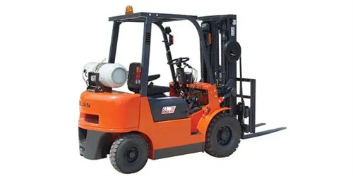 新疆电动叉车租赁