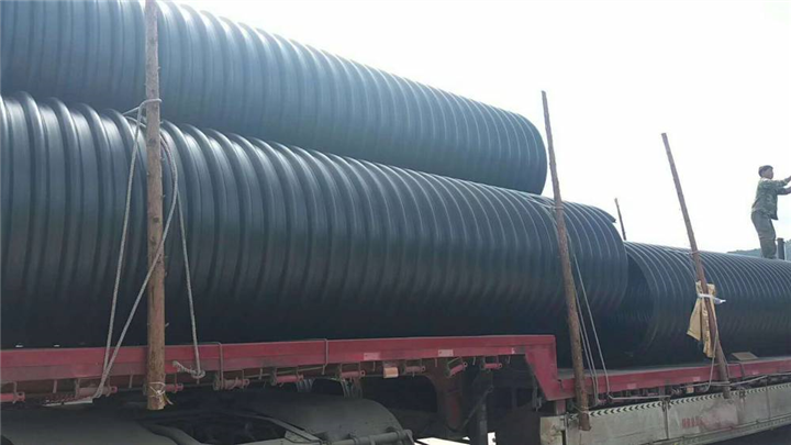 通海县缠绕管HDPE排水管