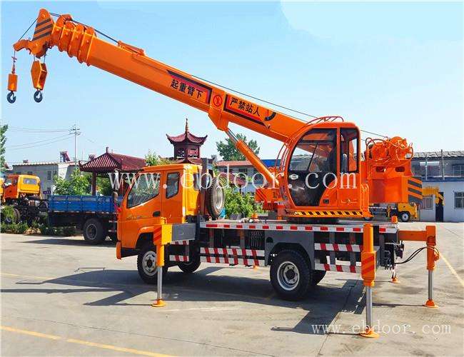 荔湾区附近吊车出租电话号码