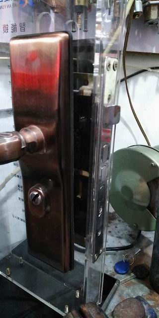 上街区修锁，换锁，开锁 