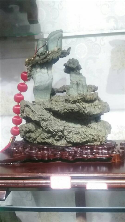矿山松花石