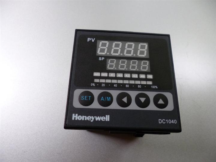 DC1040CT-301-000-E温控表 
