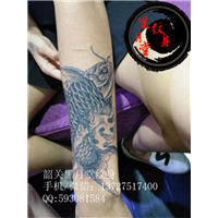 韶关纹身黑月堂作品02