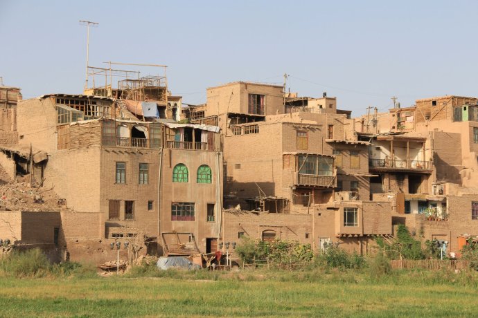 喀什专业旅游包车队 