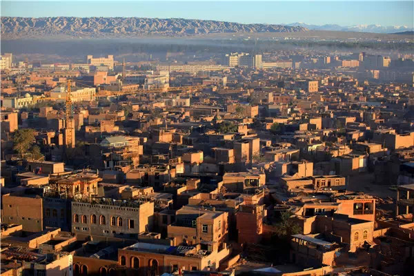 库车神秘大峡谷旅游包车师傅 