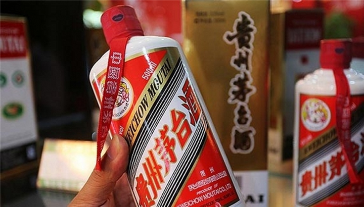 潍坊礼品回收快速辨别不同香型的白酒