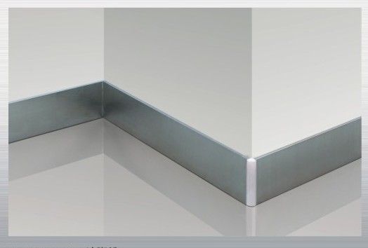 铝合金踢脚线实际效果图 