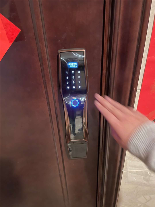 长垣换指纹锁师傅电话是多少
