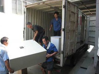 清远搬家公司跨城搬迁时，实木家具如何拆卸？