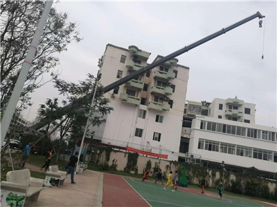 东莞东城吊车出租