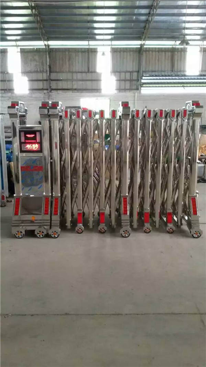 西安伸缩门多少钱一米 