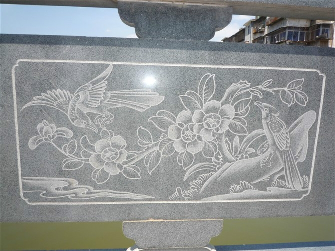 南康青石荒料加工