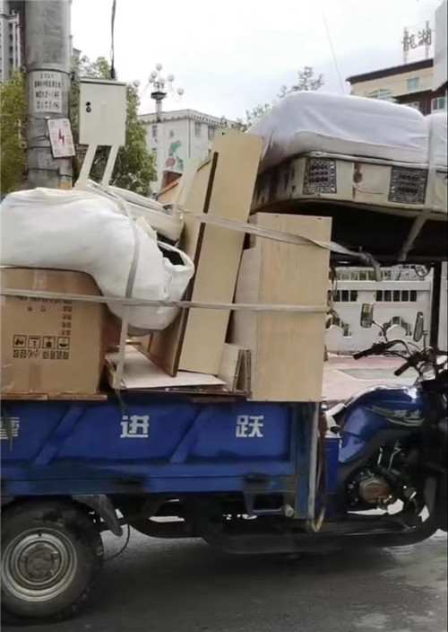 江油搬家搬厂价格实惠服务好