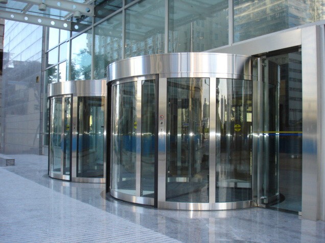 哪里有维修旋转门，潍坊五区顺鑫门控