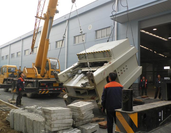 柳州吊车出租│柳州设备移位 