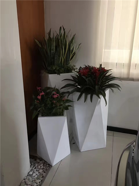 广东玻璃钢花盆销售