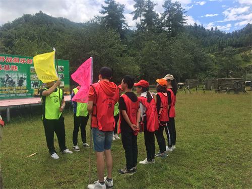 晓天教育——齐心协力、共创佳绩 