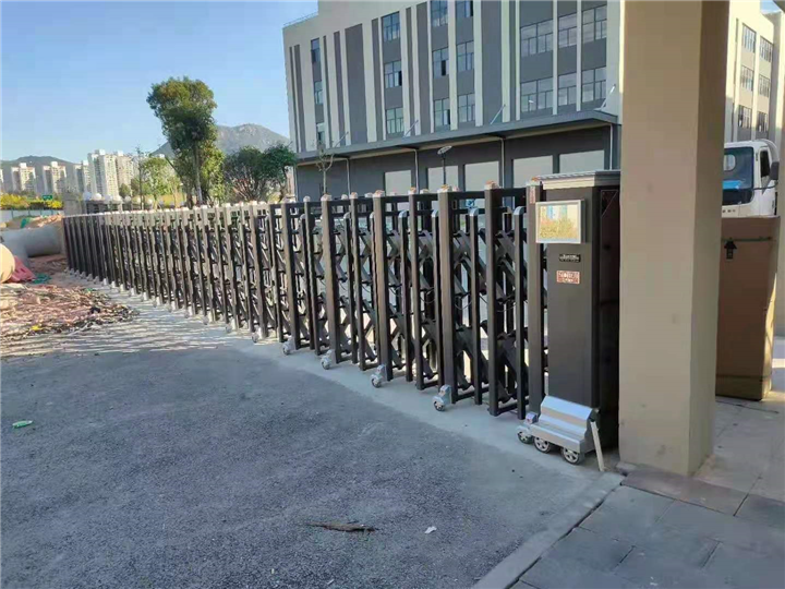 桂林电动伸缩门维修_桂林电动门 