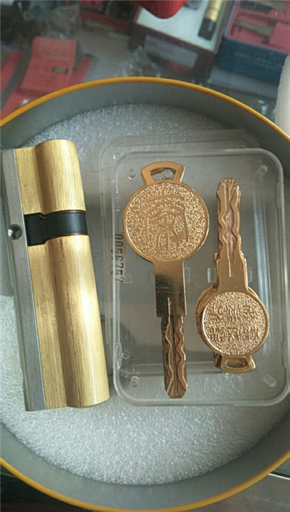 如何选择正规富县开锁公司 