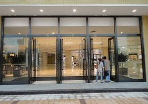 玉林玻璃感应门安装维修销售一条龙服务 