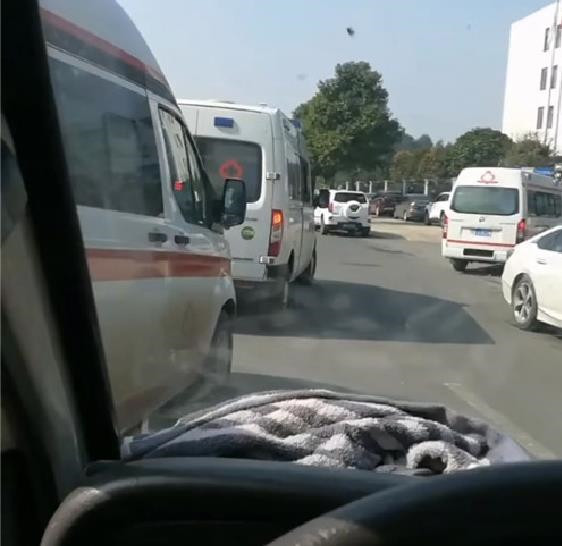 大连旅顺口长途救护车护送病人咨询电话