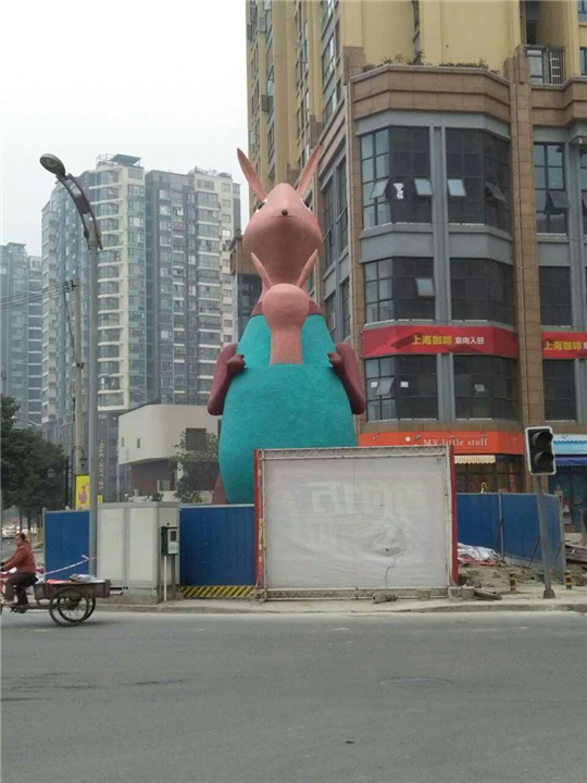 成都哪里有做卡通泡沫雕塑的