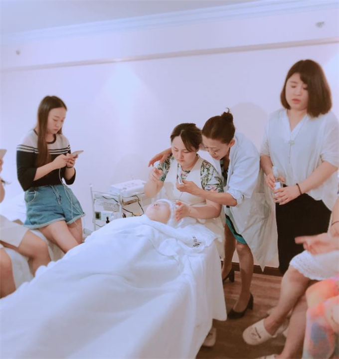 纯日本皮肤管理在哪学 