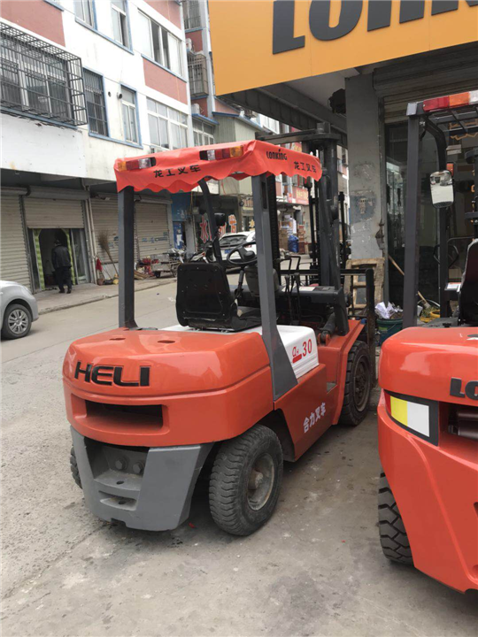 成华区叉车吊车租赁 