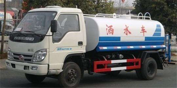 贵阳洒水车出租