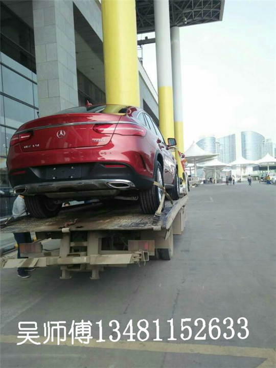 24小时拖车救援 