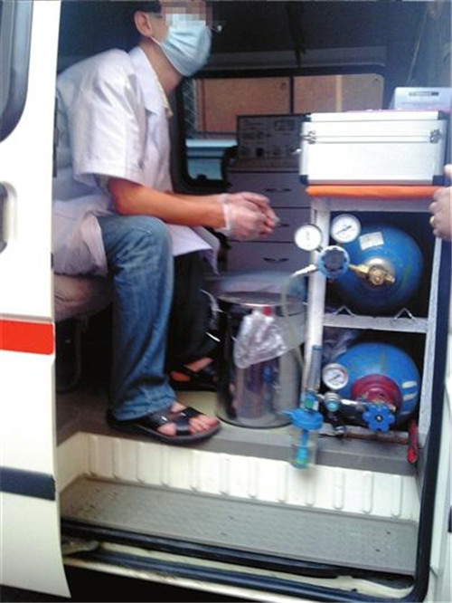盘州市转院租救护车120转院租救护车出租