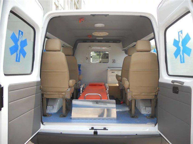 平塘县妇幼保健医院长途转院租救护车公司在哪