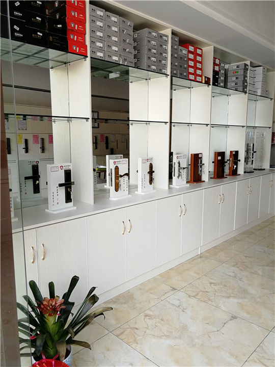 铜仁配汽车钥匙#铜仁开防盗门锁 