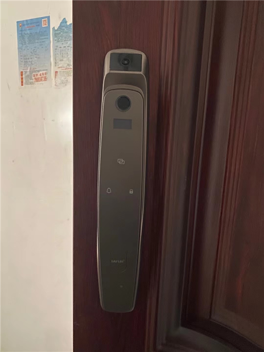 潜江钥匙忘在家里了打什么电话