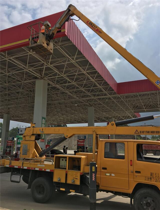 贵港28米云梯车｜@贵港云梯车租赁｜@贵港高空吊装云梯车服务 